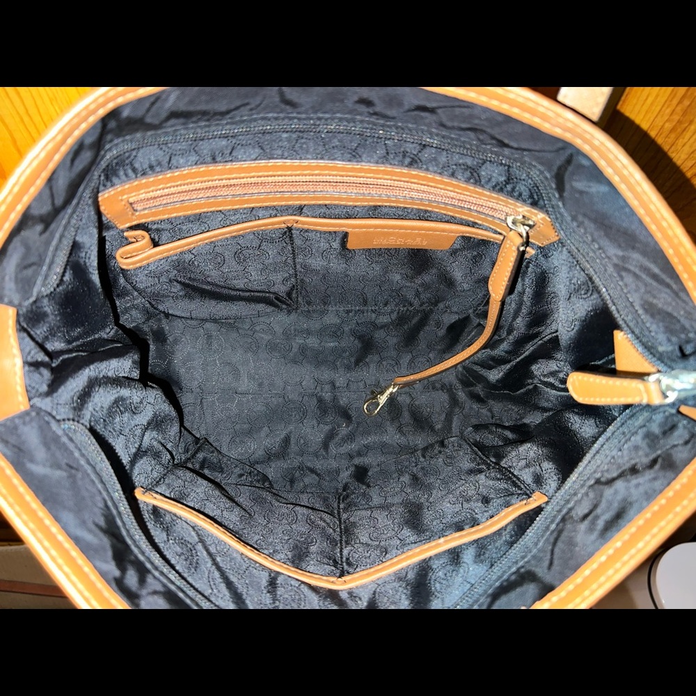 Michael Kors tote - Picture 3 of 4